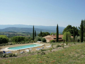 Отель Lovely Holiday Home in Saint Saturnin l s Apt with Pool  Сен-Сатюрнин-Лез-Апт